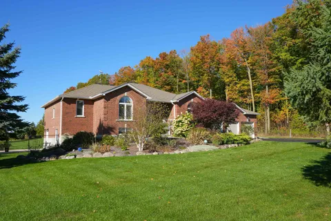 7558 Concession Road 2 Road, ON L0M 1M0