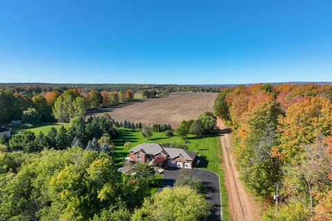 7558 Concession Road 2 Road, ON L0M 1M0