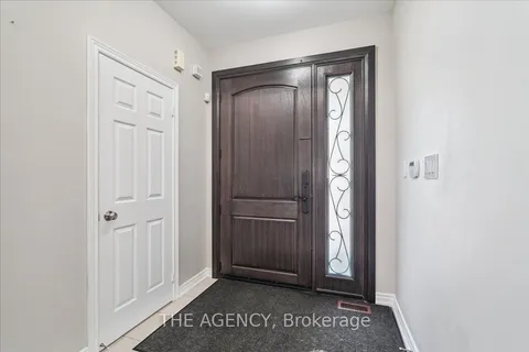 77 Sharpe Crescent, ON L0G 1W0