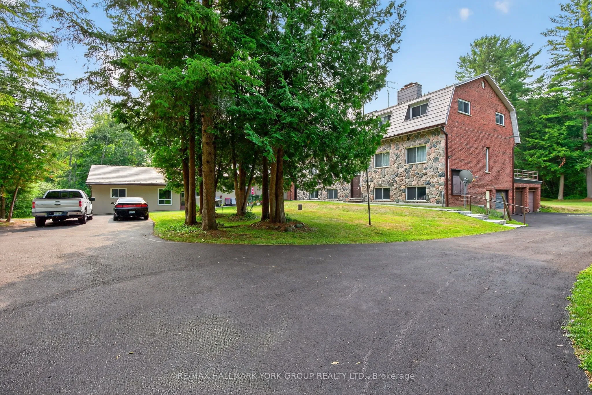 245 Davis Drive, ON L4A 7X4