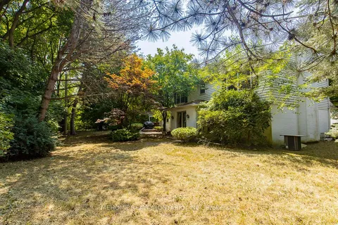 9 Laureleaf Road, ON L3T 2X2