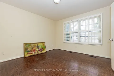 9 Laureleaf Road, ON L3T 2X2