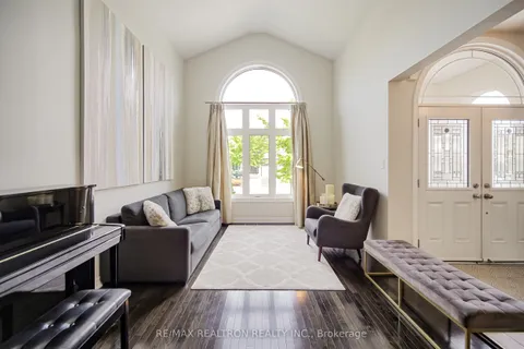 51 Steel Drive, ON L4G 0C5