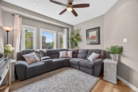 2 Irwin Crescent, ON L9R 0G6