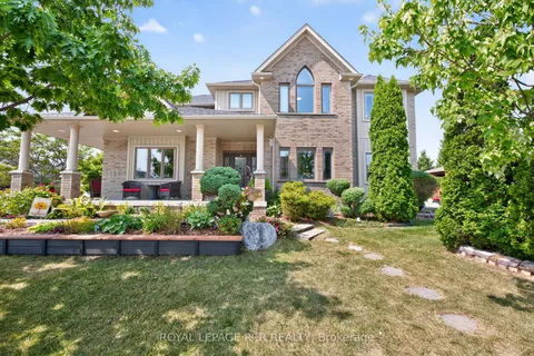 2 Irwin Crescent, ON L9R 0G6