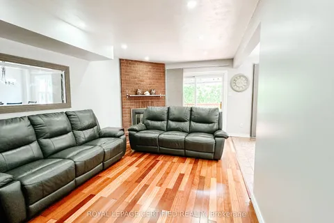 29 Cog Hill Drive, ON L4K 1M6