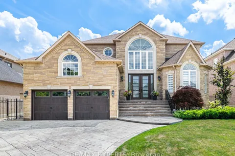 215 Thomson Creek Boulevard, ON L4H 1H1