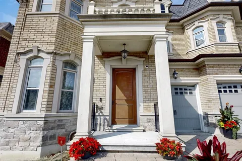 80 Annsleywood Court, ON L4H 4G6