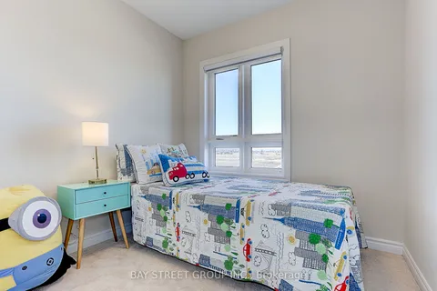 12 Chicago Lane, ON L6E 0V6