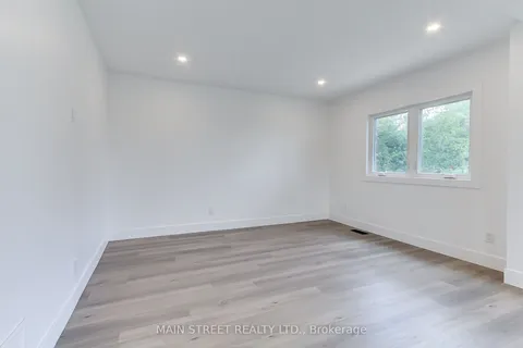 353 Pasadena Drive, ON L4P 2Z2