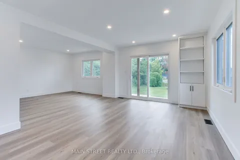 353 Pasadena Drive, ON L4P 2Z2