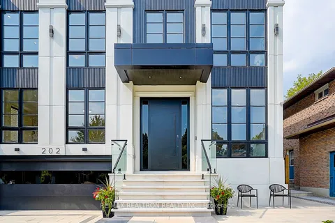 202 Carlton Road, ON L3R 3L8