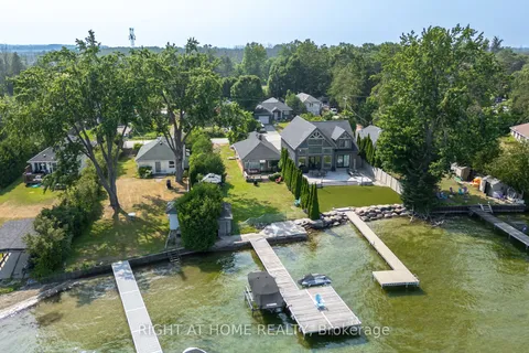 1557 Houston Avenue, ON L9S 4M6