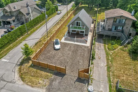 941 Lake Drive, ON L4P 3E9