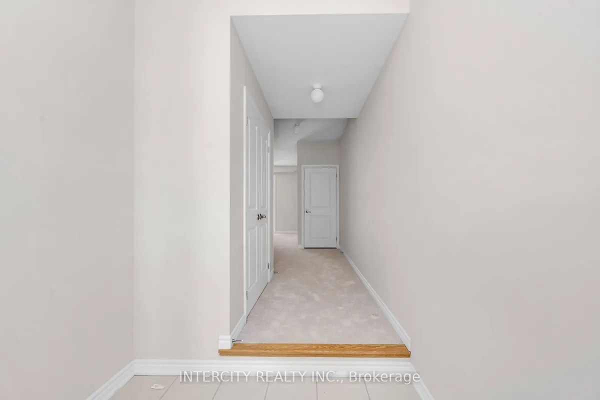 29 Drainie Street, ON L4H 5J3