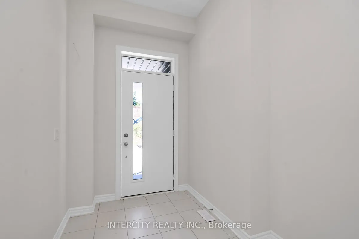 29 Drainie Street, ON L4H 5J3