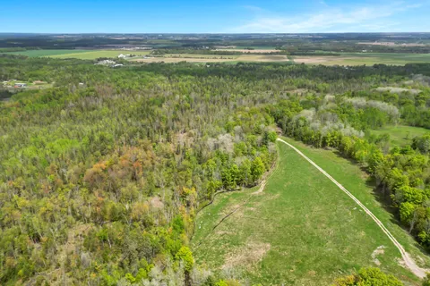 6651 3rd Line, ON L9R 1V2