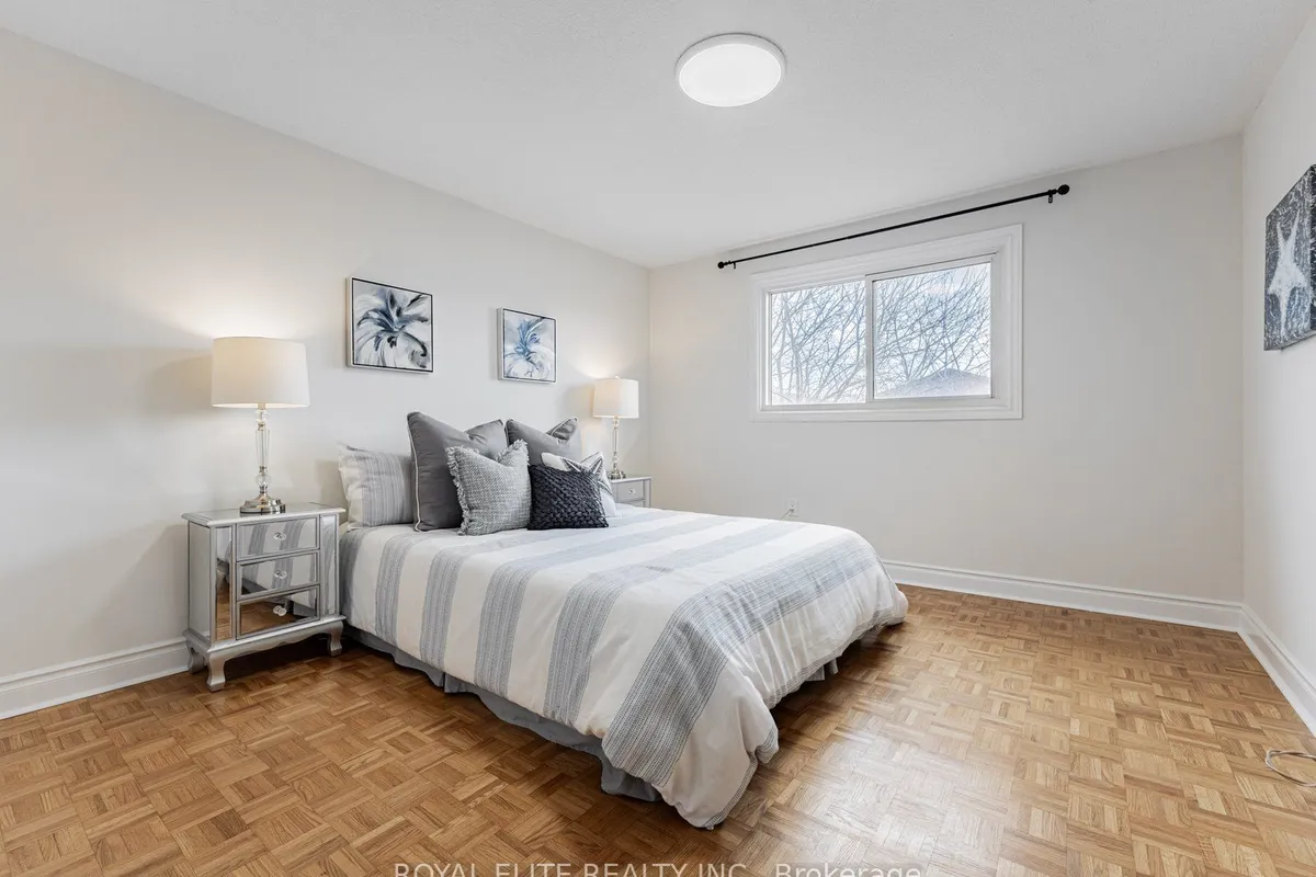 29 Ashmore Crescent, ON L3R 6T8