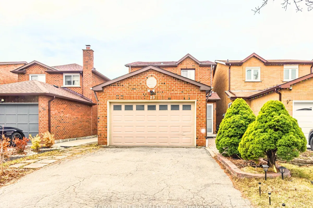 29 Ashmore Crescent, ON L3R 6T8