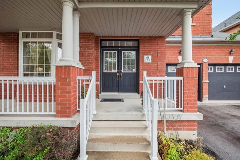 236 St Urbain Drive, ON L4H 3K7