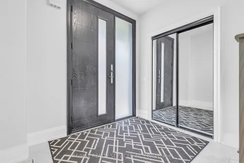 44 Albert Street, ON L9R 1H2