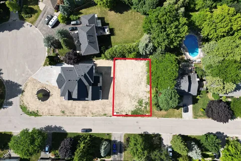 118 Moore Park Drive, ON L0G 1T0