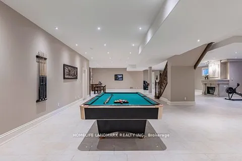 11 Cranborne Chase, ON L4A 0C6