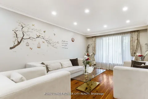 15 Thistle Ridge Drive, ON L2L 3K3