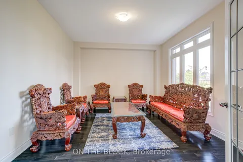 24 Whitewood Drive, ON L4A 1R9