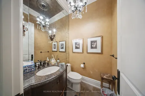 60 Parr Place, ON L4J 8L1