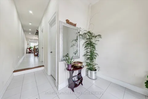 12 Ryler Way, ON L3S 0E7