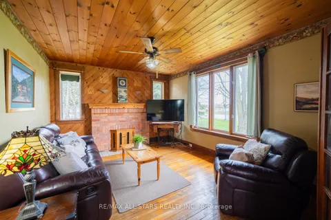 12066 48 Highway, ON L4A 7X5