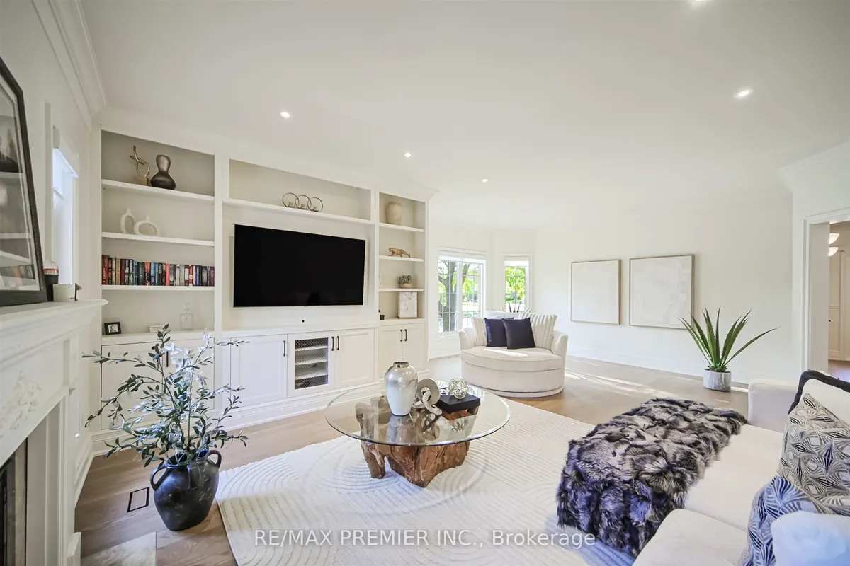 115 Southlawn Drive, ON L4H 1G8