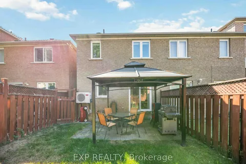 123 Sassafras Circle, ON L4J 8M9