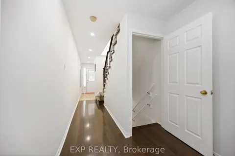 123 Sassafras Circle, ON L4J 8M9