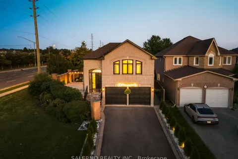 109 Humberwood Gate, ON L4L 9G5