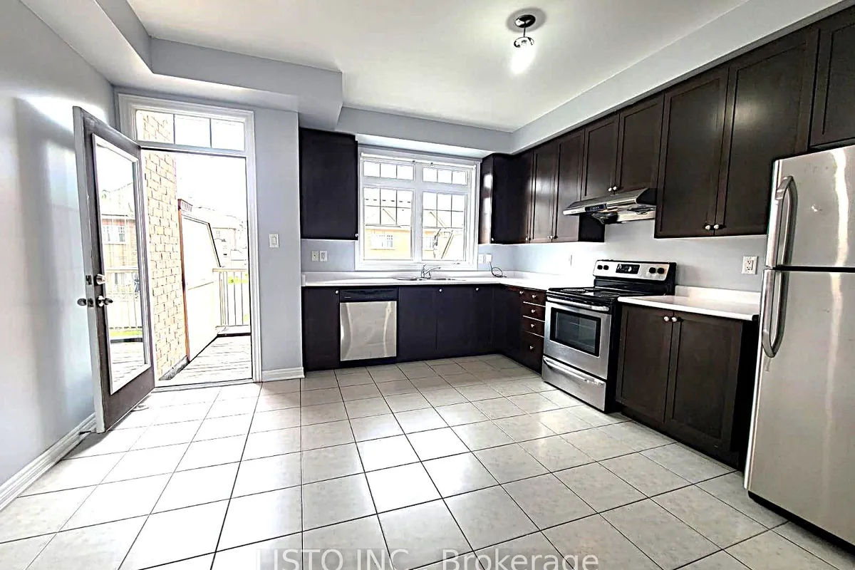 21 Dundas Way, ON L6E 0R7