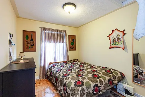 111 Deerwood Crescent, ON L4E 4B3