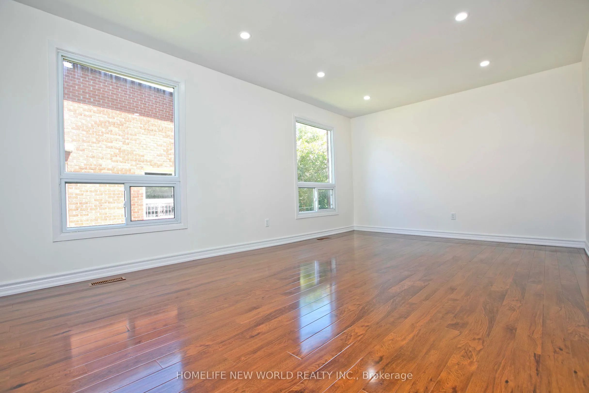 5 Hendon Road, ON L3R 6Z9