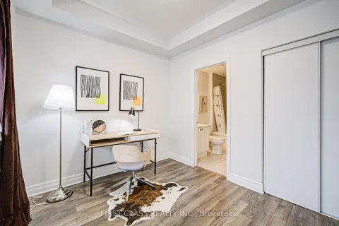 15 Thomas Swanson Street, ON L6B 1M8