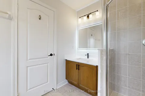 8 Townwood Drive, ON L4E 4Y3