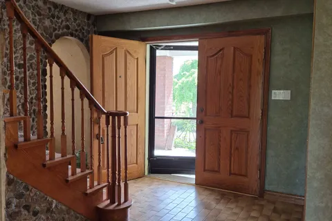 900 19th Avenue, ON L4E 3R2