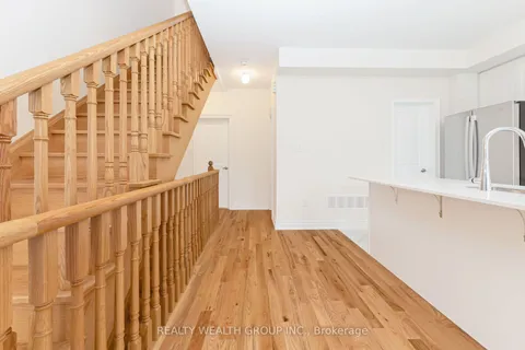 221 Tennant Circle, ON L4H 5L4