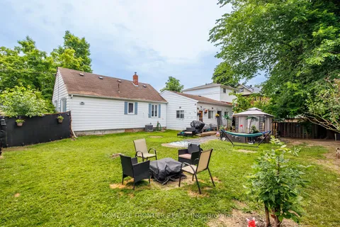 593 Watson Avenue, ON L3Y 2V2