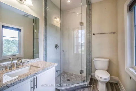 122 Burns Boulevard, ON L7B 0M2