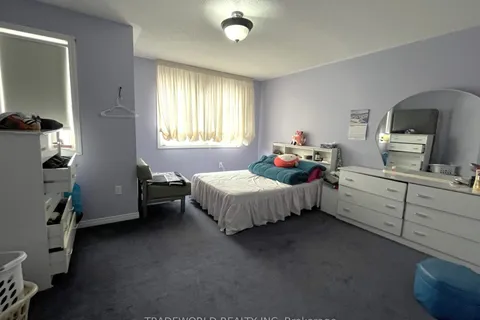 267 Flagstone Way, ON L3X 2Y1