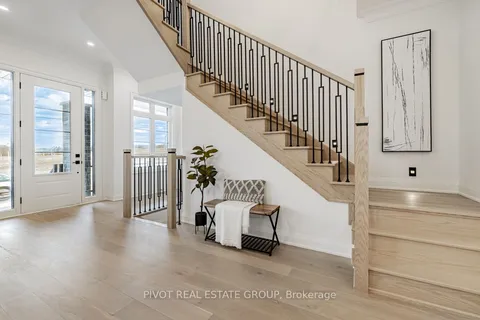 5 Rowe Street, ON L3Z 4M9