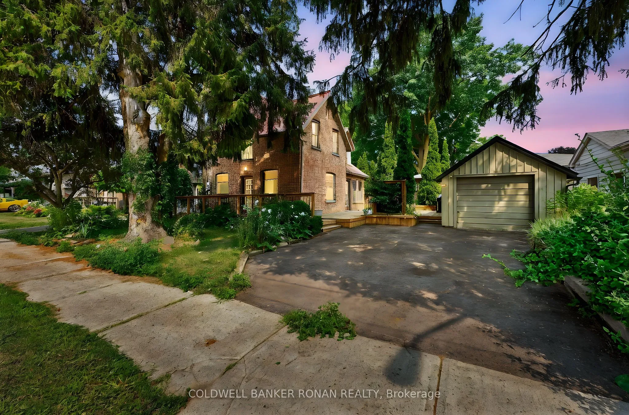 12 Nelson Street, ON L9R 1G9