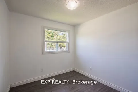 201 Garden Avenue, ON L4P 2L3