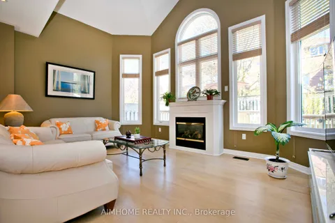 99 Colesbrook Road, ON L4S 2G3